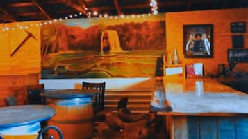 Bar (en la propiedad)