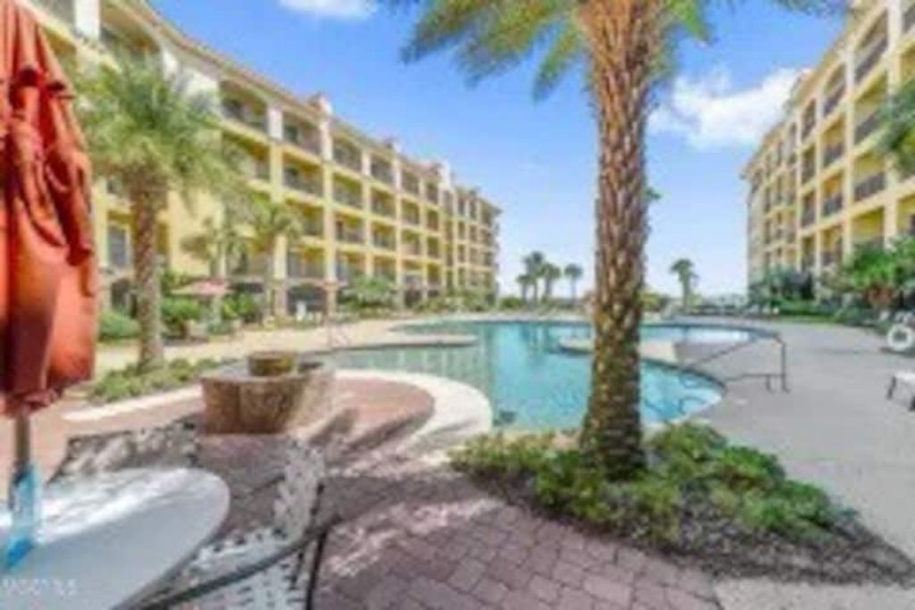 Beachside 1st Floor Condo