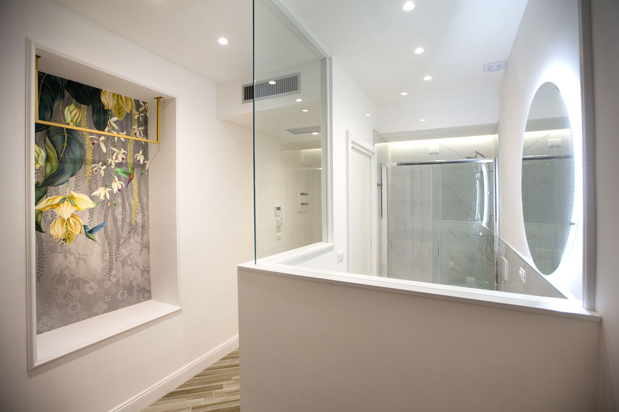 Romantic Room | Desk, soundproofing, free WiFi