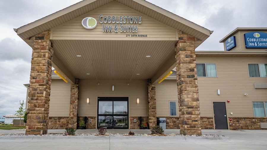 Cobblestone Inn & Suites - Sheldon