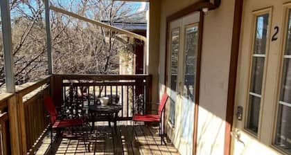 Beautiful Cozy second floor condo