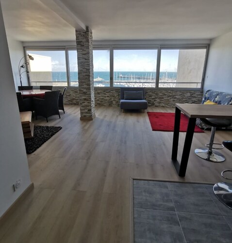 Narbonne beach 1st line breathtaking view