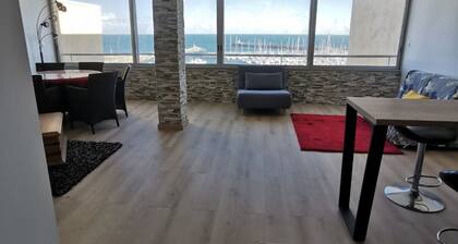 Narbonne beach 1st line breathtaking view