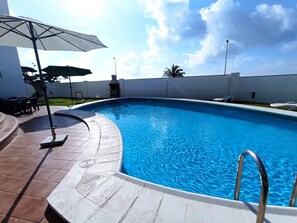 Pool - Villa Estrella - Chalet con piscina privada en Vinaròs - Ref. 932 (Vinaròs)