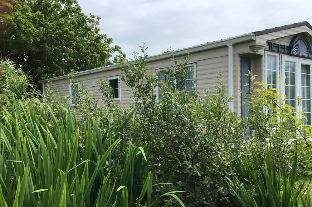A two bedroom cottage set in a lovely location on the Lizard Peninsula.