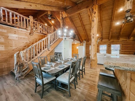 Dining. Splendor Valley Farms · Huge Log Cabin w/ King Bed, Bunk Beds, & Game Room