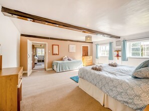 4 dormitorios, wifi gratis, ropa de cama