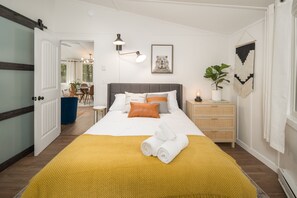 2 多间卧室、熨斗/熨衣板、免费 WiFi、床单