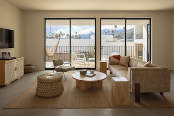 Premium bedding, pillowtop beds, minibar, blackout drapes at Drift Palm Springs, a Member of Design Hotels