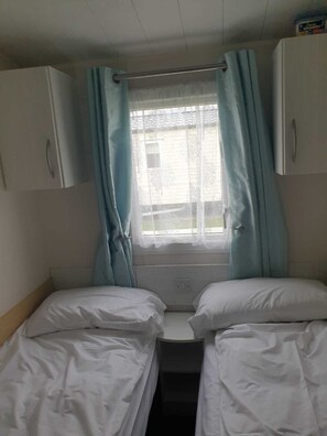 3 bedrooms, iron/ironing board