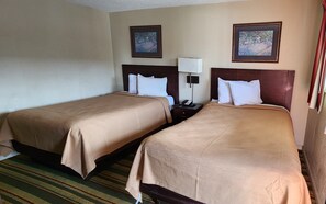 1 bedroom, premium bedding, free WiFi, bed sheets - TRAVELER'S MOTEL (Jackson)