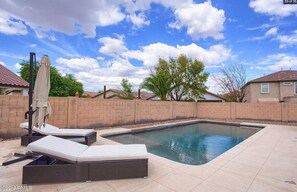 Alberca al aire libre 