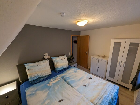 2 Schlafzimmer, Schreibtisch, kostenloses WLAN, Bettwäsche