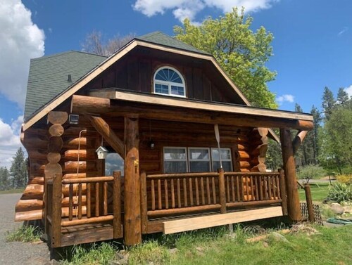 Ruby’s Resort Swedish Castle Log Home