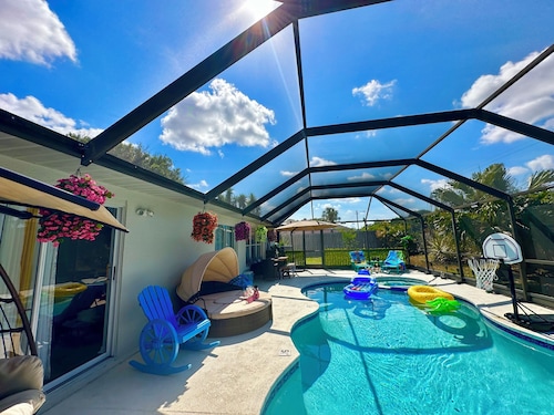 Retreat Home W/ Heated Pool, 10 Min to The Beach