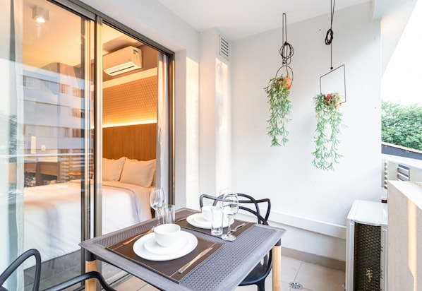 Studio Casal | Balcony - Charlie Girassol Vila Madalena (São Paulo)