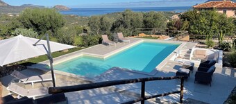 Villa Monte Contros, pool, sea view and a few minutes to the beach.