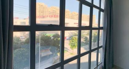 Yuehai Holiday Hotel