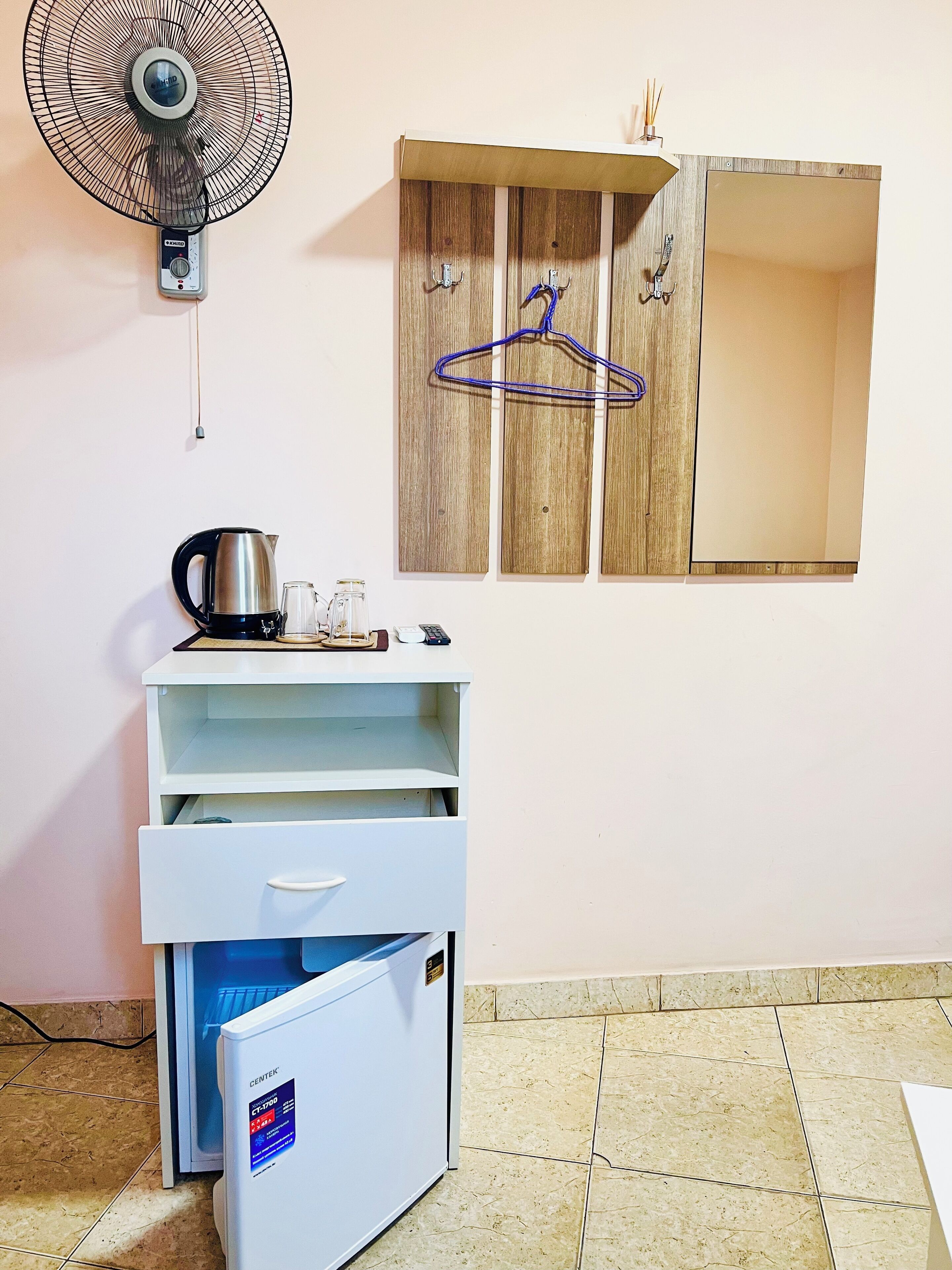 elite triple room | desk, blackout curtains, iron/ironing board, free wifi