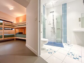 Tina y secadora de cabello 