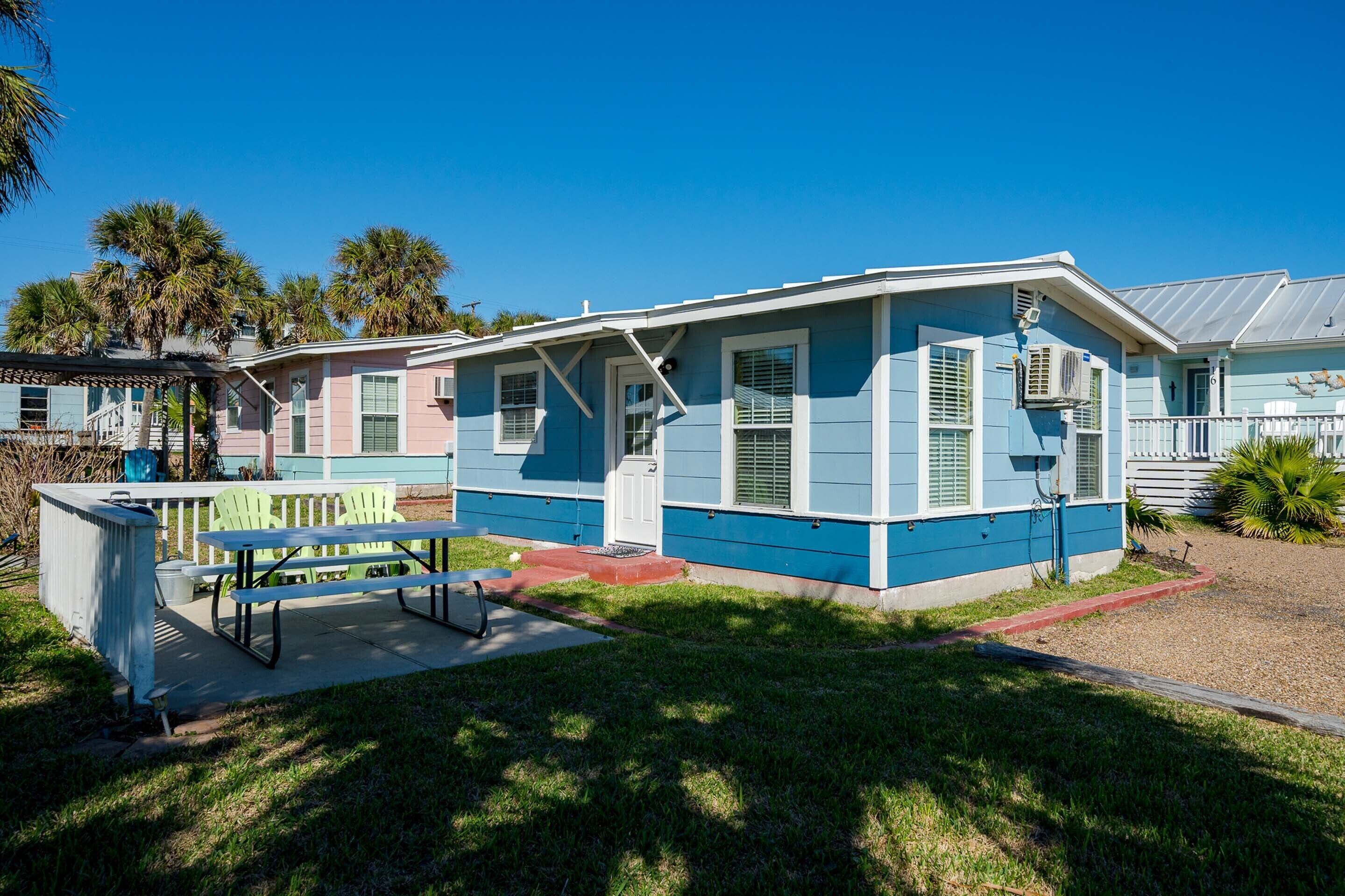 Rockport Redfish Cottage | Pet Friendly, Pool!