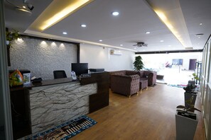 منطقة الجلوس في الردهة