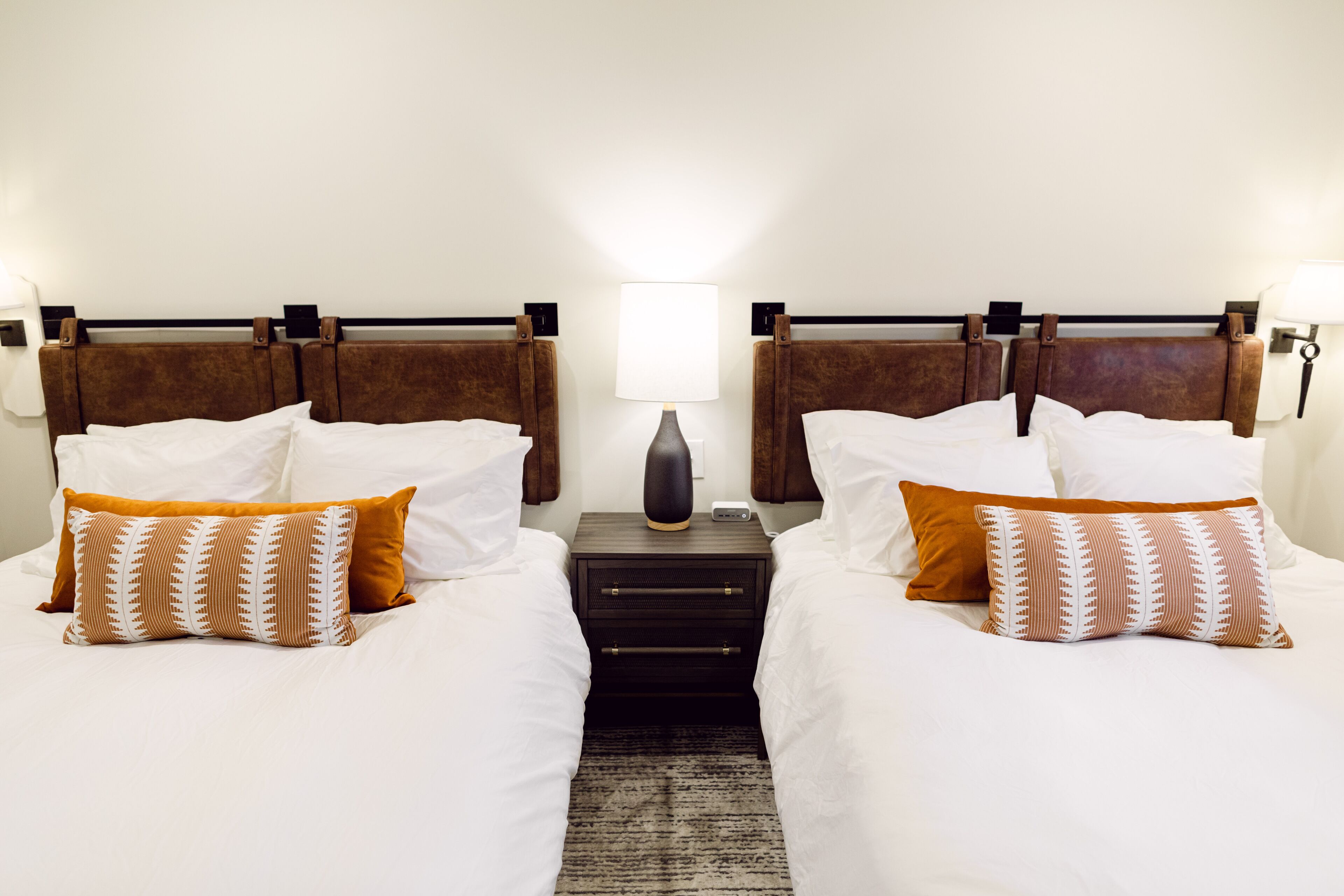 Phòng đôi Deluxe | Bộ trải giường bằng vải cotton Ai Cập, bộ đồ giường cao cấp 