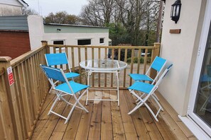 Outdoor dining - 2 bedroom accommodation in Bodmin (Bodmin)