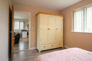 2 chambres, Wi-Fi gratuit, draps fournis