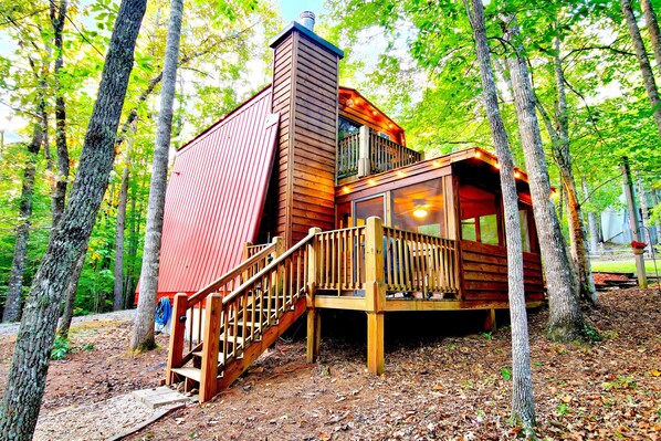 Exterior - Modern A-Frame in Blairsville - Indoor Hot Tub & Firepit (Young Harris)
