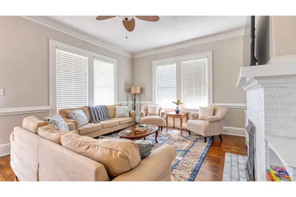 Near USC & Downtown |King Bed |Pet-Friendly.