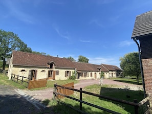 Exterior - Renovated Perche farmhouse in the countryside. Ideal for friends/family (=> 21 pers.) (Saint-Julien-sur-Sarthe)