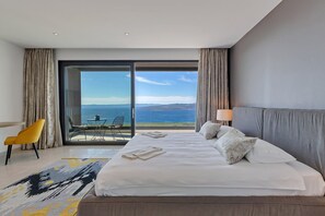 3 bedrooms, iron/ironing board, free WiFi, bed sheets - Luxury Villa Misterio with Pool (Makarska)