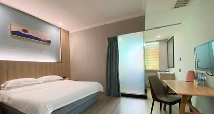 Hongfu Hotel (Yongkang International Convention and Exhibition Center)