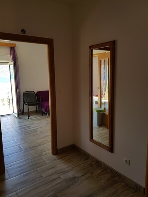 Interior - Apartment Karolina - Three Bedroom Apartment with Terrace and Sea View (Poljica, Marina)