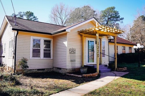 Just minutes from EVERYTHING! Lots of amenities.
