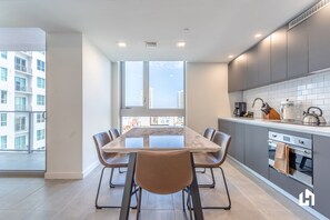 經典公寓, 1 間臥室, 陽台, 城市景觀 | 起居區