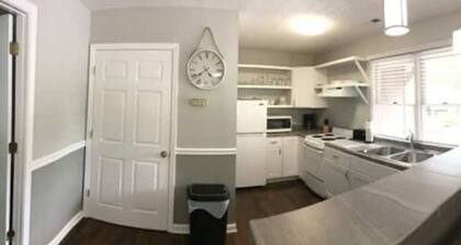 Downtown cozy apartment