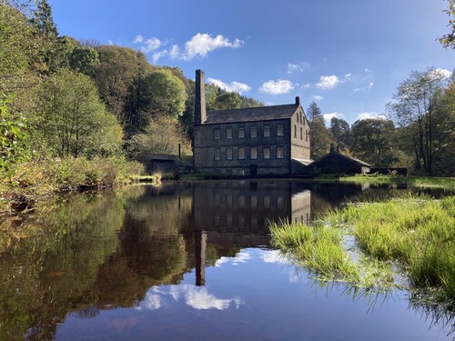 Coiners Rest - Grade II Listed 19th Century Weavers Cottage beautifully restored