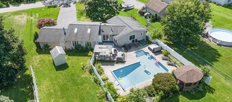 Relaxing Pool & Hot Tub House near RIT Inn