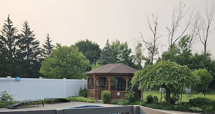 Relaxing Pool & Hot Tub House near RIT Inn