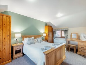 4 Schlafzimmer, kostenloses WLAN, Bettwäsche
