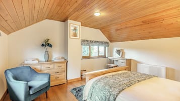 4 Schlafzimmer, kostenloses WLAN, Bettwäsche