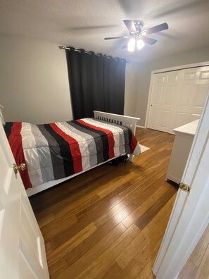 3 Schlafzimmer, WLAN, Bettwäsche