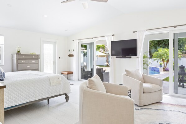 1 bedroom, iron/ironing board, travel cot, free WiFi