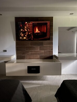 Familienzimmer | Fernseher