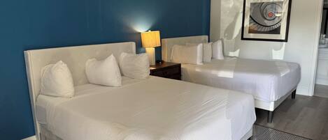 1 habitación, tabla de planchar con plancha, wifi gratis y ropa de cama