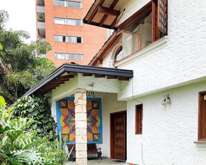 Villa | Exterior - Luxury Villa In Provenza (Medellín)