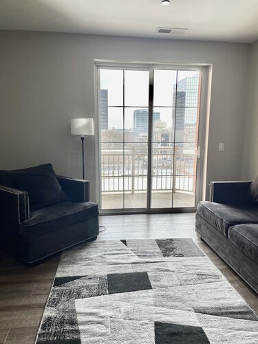 King Bedroom w/Balcony Downtown