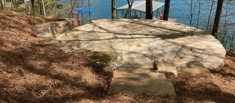 Lake Keowee Cabin: Peaceful and Bright